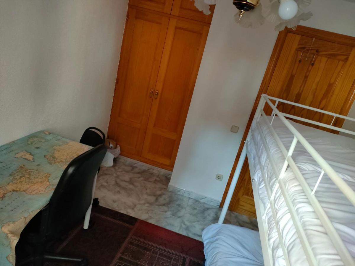 Habitacion Privada, Luminosa Y Bien Comunicada Madrid Ngoại thất bức ảnh