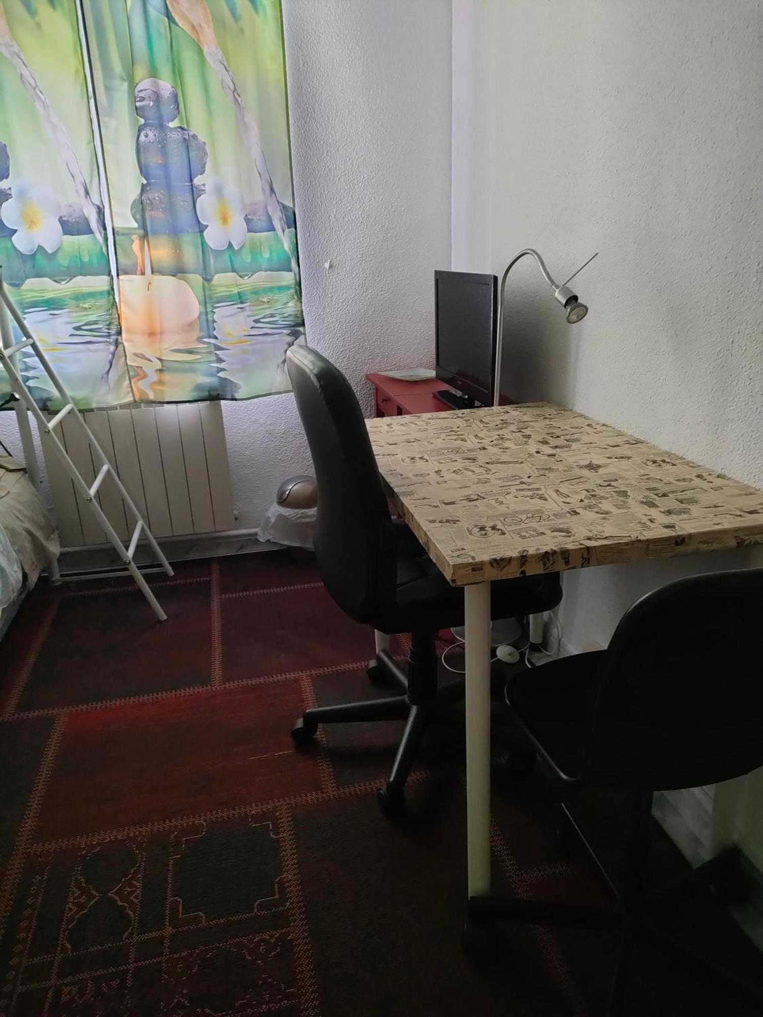 Habitacion Privada, Luminosa Y Bien Comunicada Madrid Ngoại thất bức ảnh